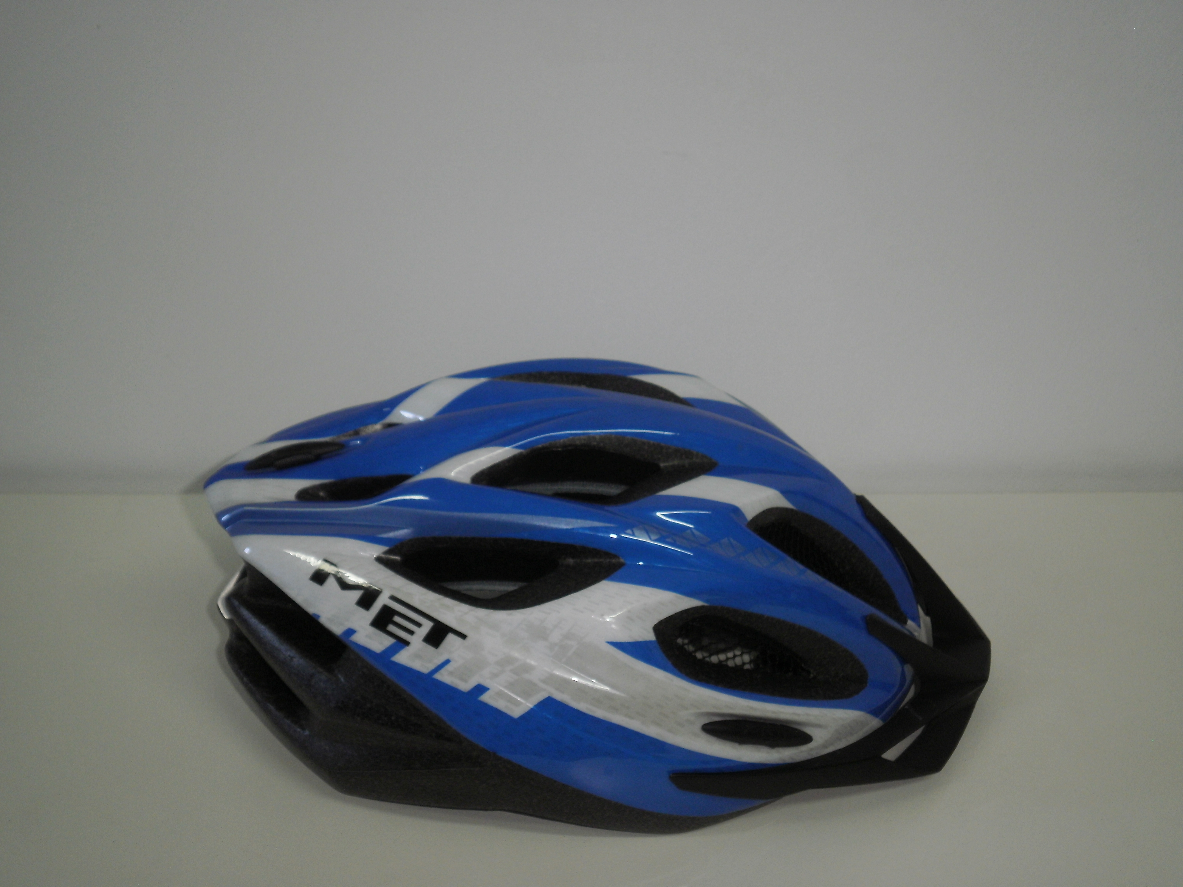 Helmet side